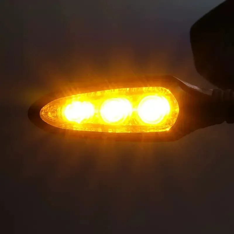 Indicatore di direzione anteri - Bike Light Front Rear recensione e prezzo